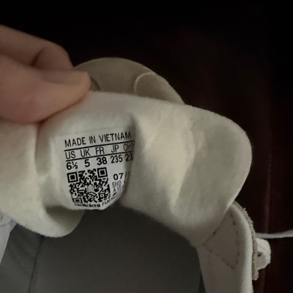 Adidas Bold Gazelle Cream shoes - Picture 9 of 10